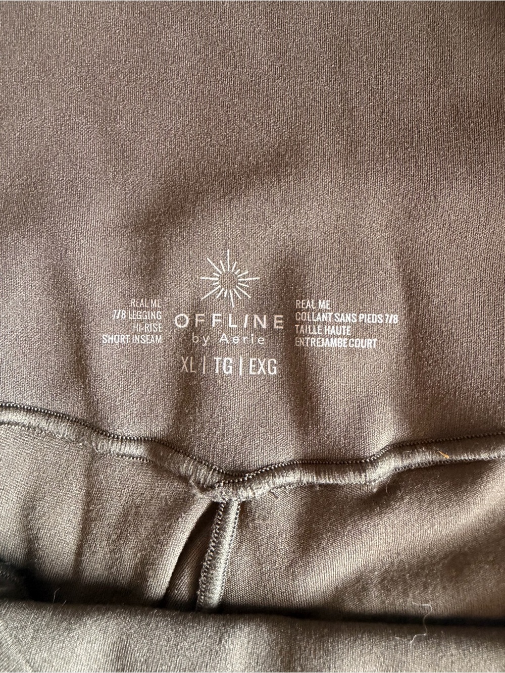 aerie Offline High-Rise Leggings in olive green - Picture 2 of 3